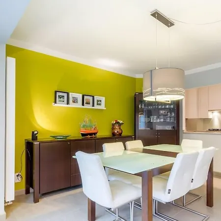 Les Hirondelles Westende Apartment *